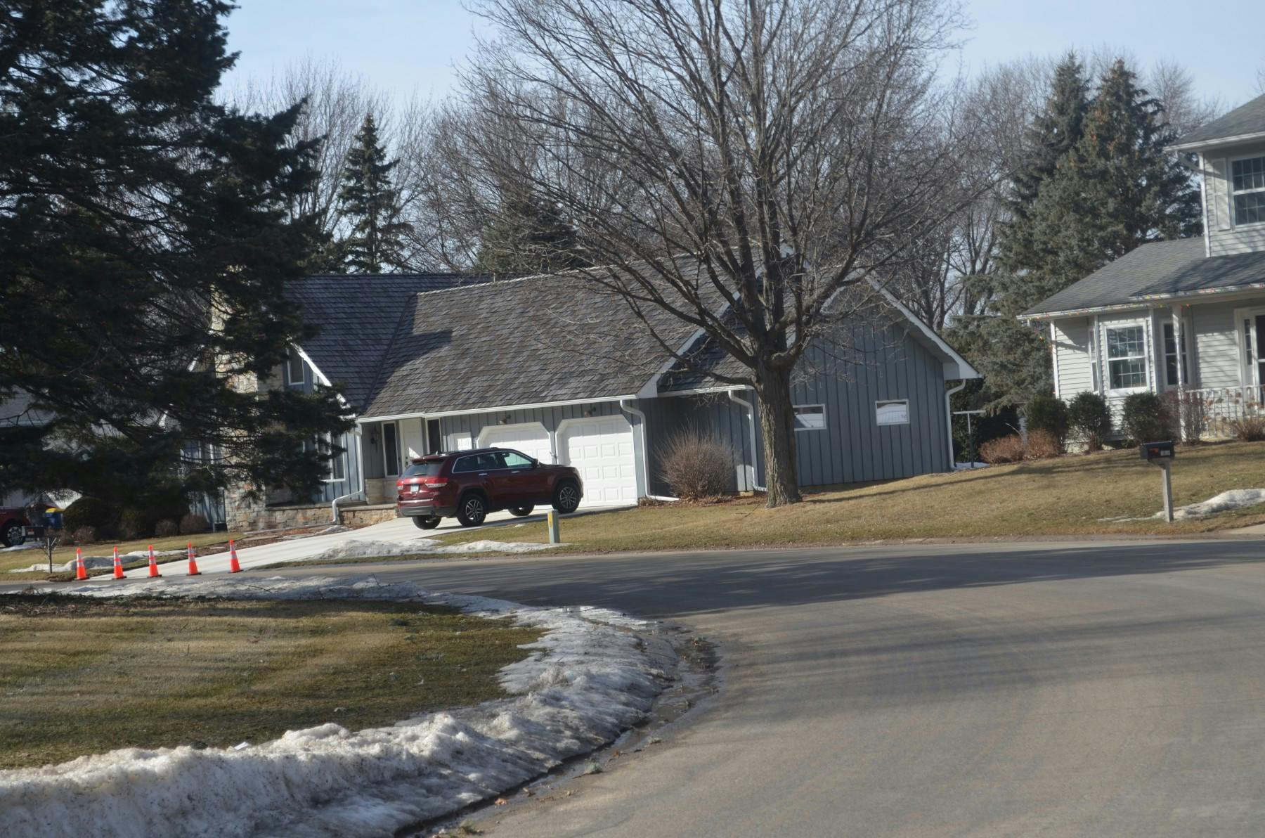 Wellington Cres, Faribault, MN 55021