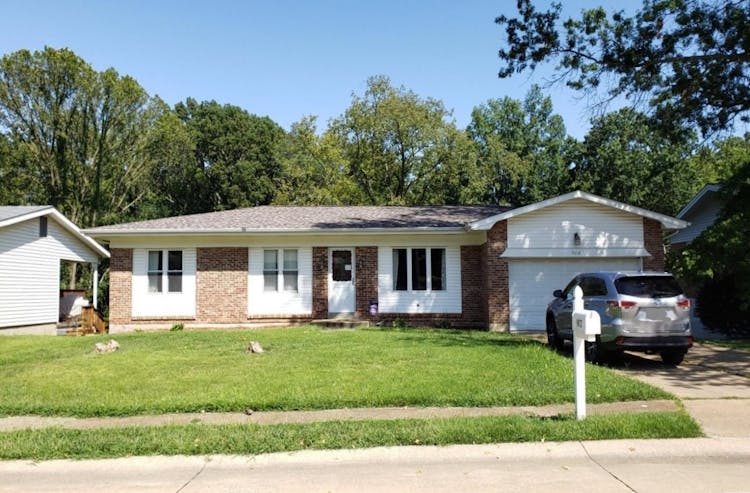 9012 Cordoba Lane Saint Louis, MO 63126, St. Louis County