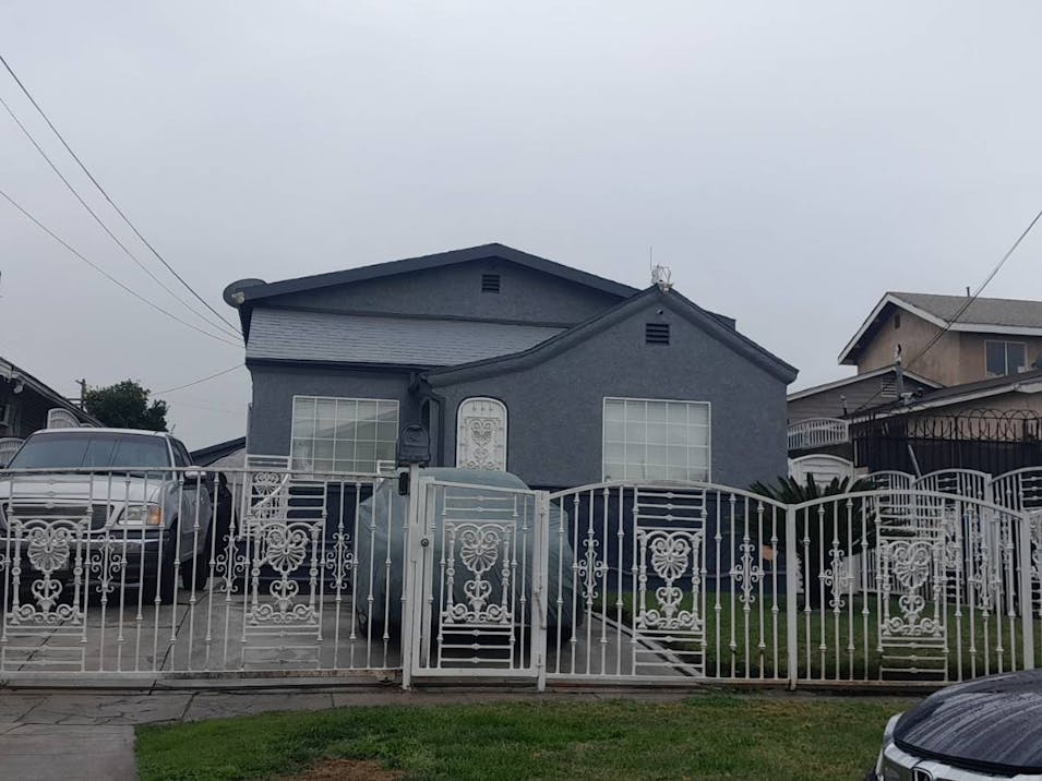 118 West 105th St Los Angeles, CA 90003, Los Angeles County