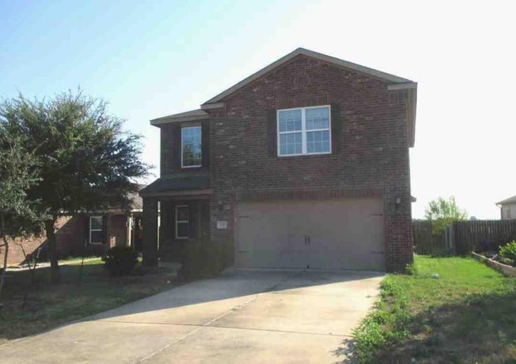 135 Millers Loop Jarrell, TX 76537, Williamson County