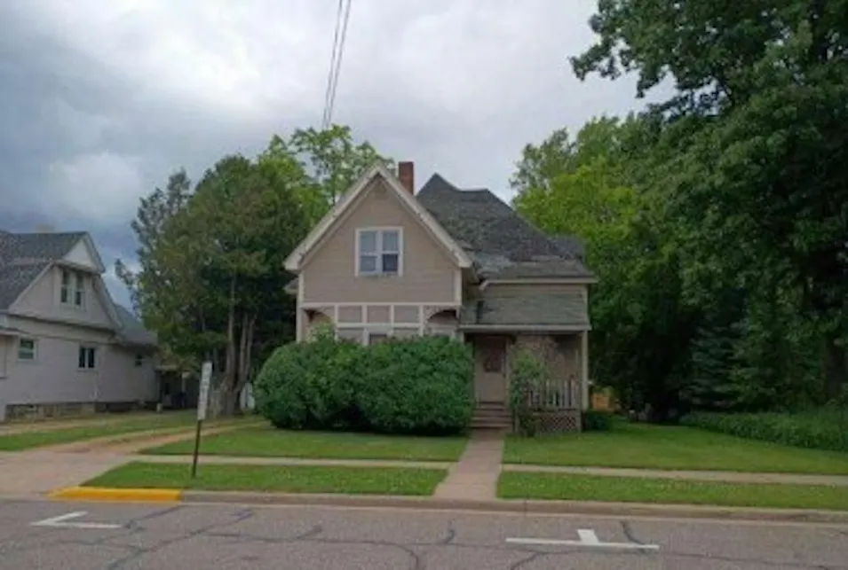 826 2nd Ave Antigo, WI 54409, Langlade County