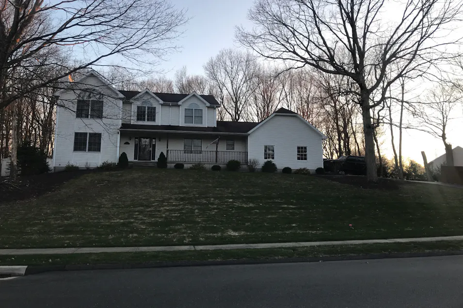 83 Tyler Way Bristol, CT 06010, Hartford County