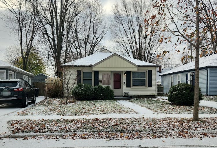 2212 Brockton Ave Royal Oak, MI 48067, Oakland County