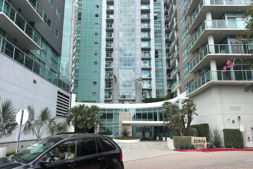 13700 Mrina Pointe Dr #1210