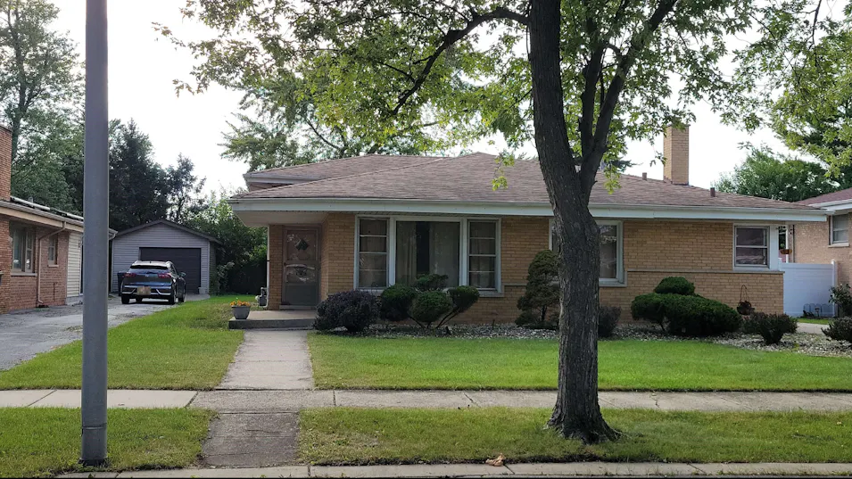 16514 South Greenwood Avenue South Holland, IL 60473, Cook County