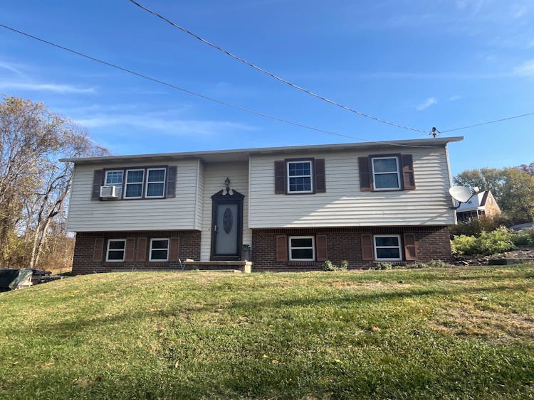 6322 Ridgeview Avenue Monongahela, PA 15063, Allegheny County