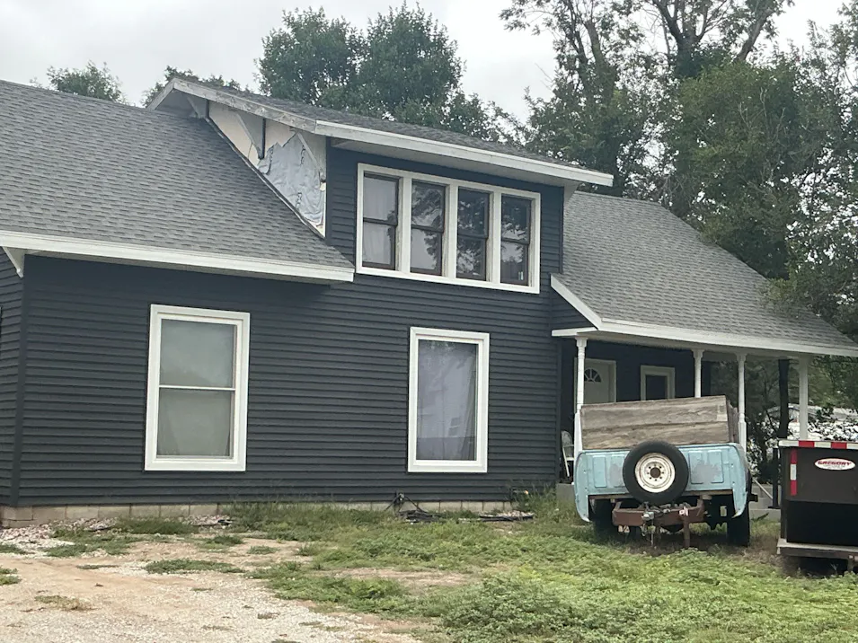 707 E Cedar Sutton, NE 68979, Clay County
