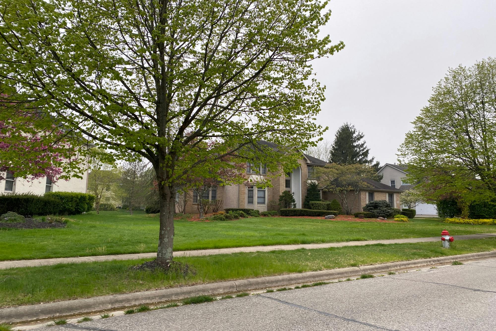 Dunrovin Dr, New Albany, OH 43054