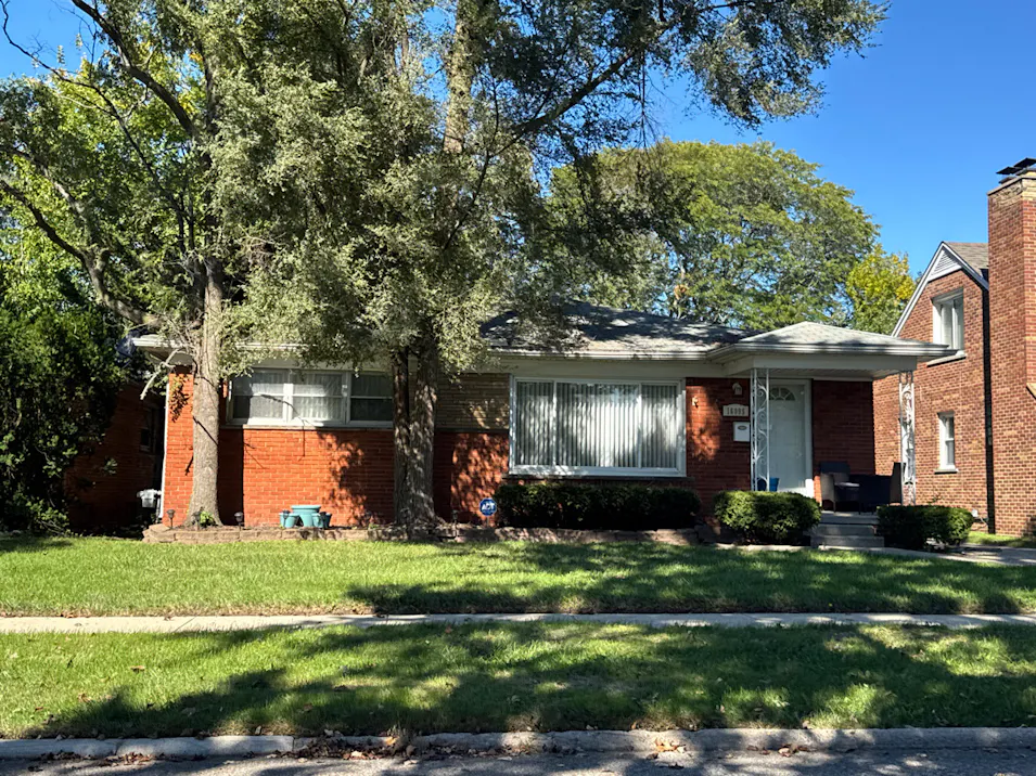 16095 Veronica Ave Eastpointe, MI 48021, Macomb County