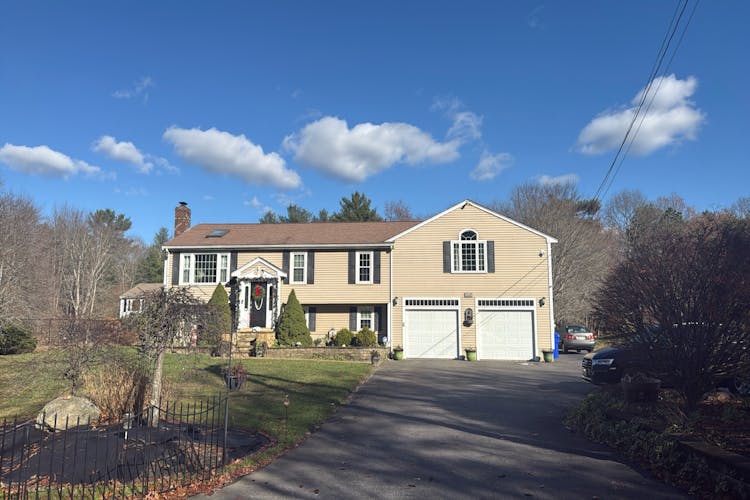 264 Plain St Taunton, MA 02780, Bristol County