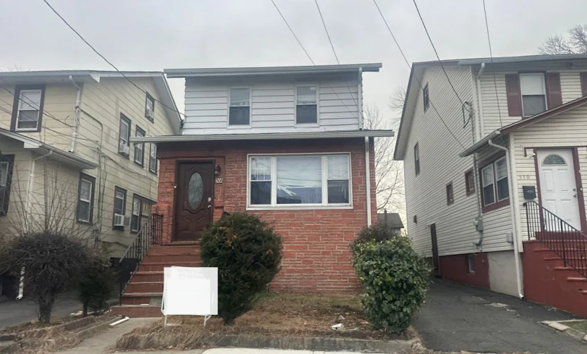 306 Isabella Ave