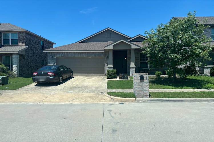 2647 Bois D Arc Lane Grand Prairie, TX 75052, Dallas County