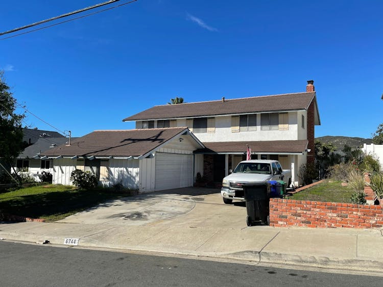 6744 Maury Drive San Diego, CA 92119, San Diego County