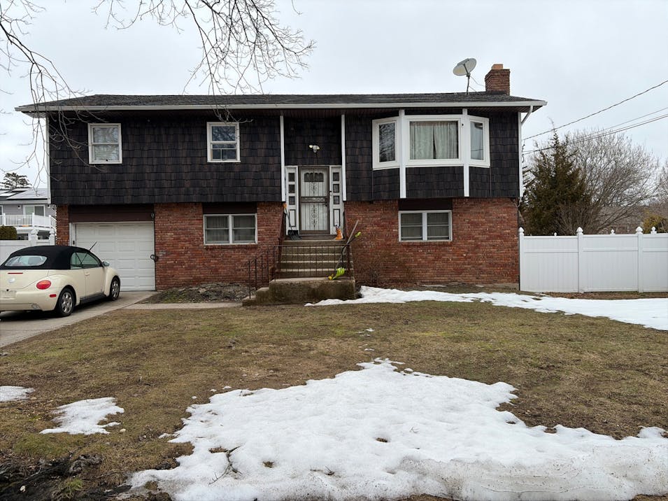 337 Vernon Street Dix Hills, NY 11746, Suffolk County