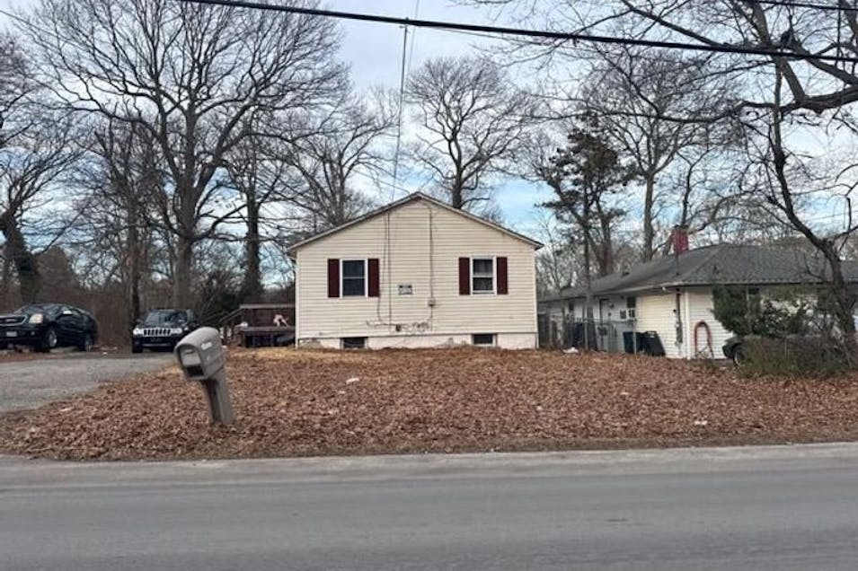 41 Patchogue Avenue Brookhaven, NY 11950, Suffolk County