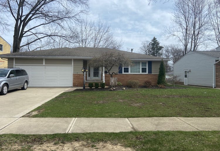 6231 Beverly Drive Parma Heights, OH 44130, Cuyahoga County