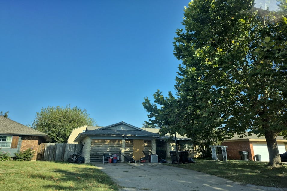 1416 Lawton Ave Moore, OK 73160, Cleveland County