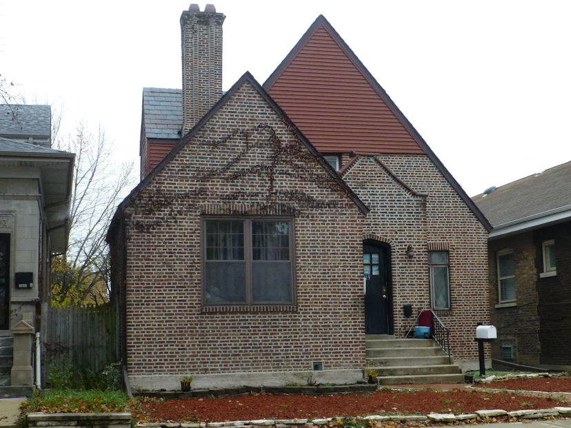 1819 South Austin Boulevard