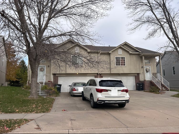 6518 S 117th St Omaha, NE 68137, Douglas County