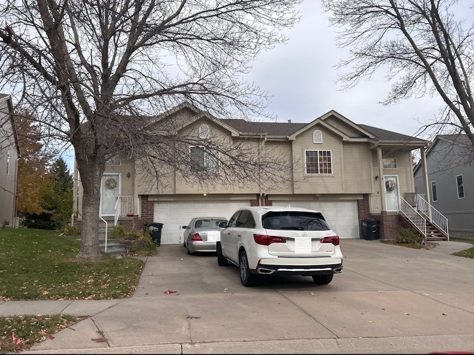 6518 S 117th St Omaha, NE 68137, Douglas County