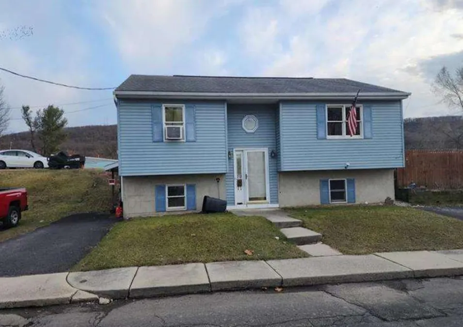 813 Grant Street Pottsville, PA 17901, Schuylkill County