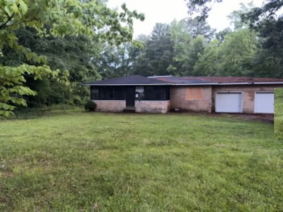 9885 East Avenue Theodore, AL 36582, Mobile County