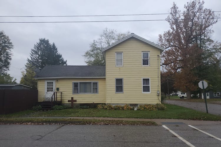 34 Warden St Union City, PA 16438, Crawford County