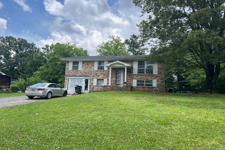 589 Pinewood Circle Fort Oglethorpe, GA 30742, Catoosa County