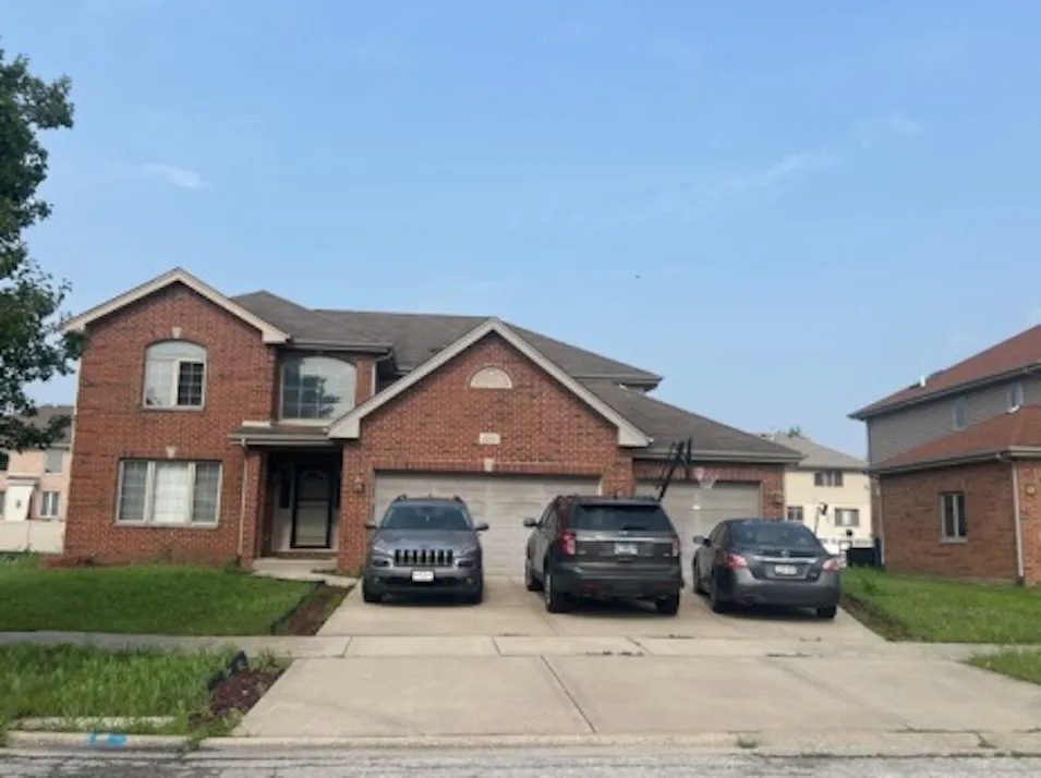 1000 Warwick Dr Matteson, IL 60443, Cook County