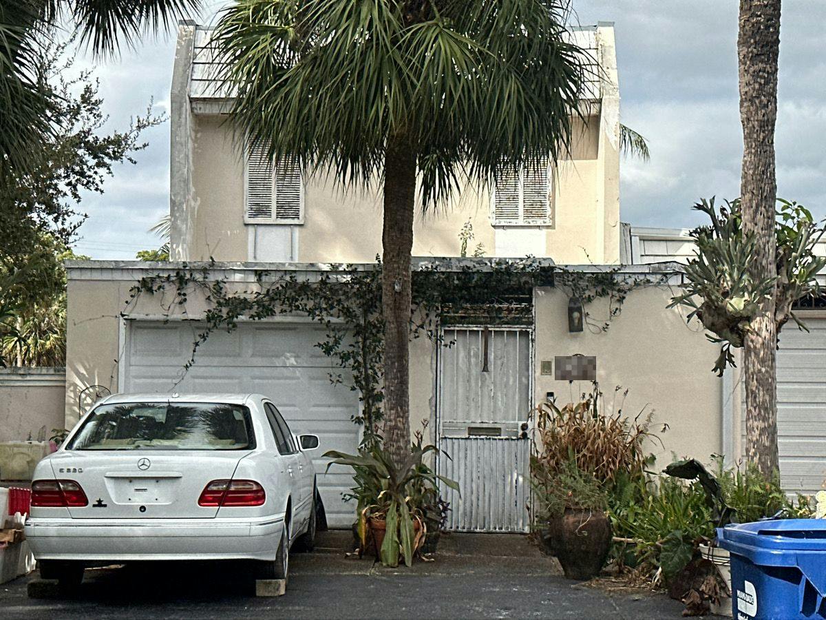 Big Cypress Dr, Miami Lakes, FL 33014