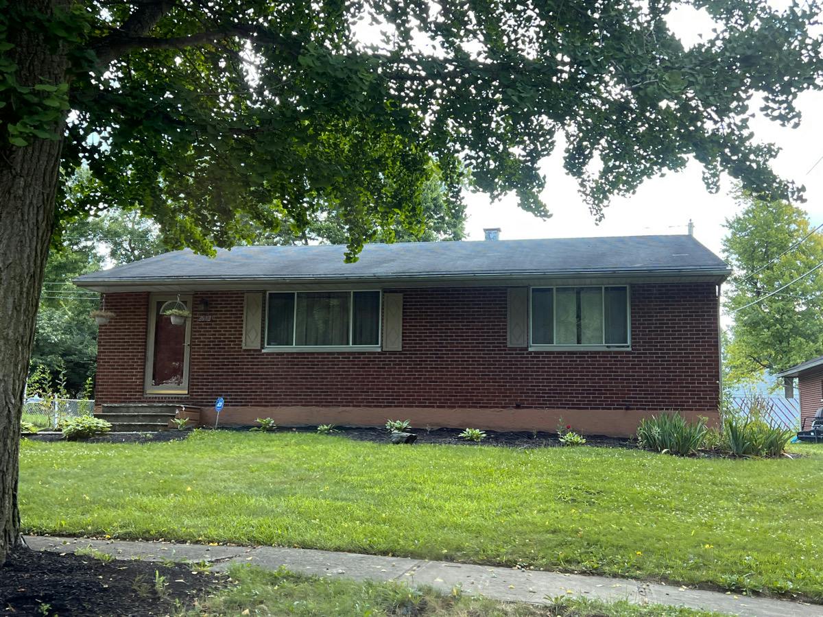 Windlow Dr, Dayton, OH 45406