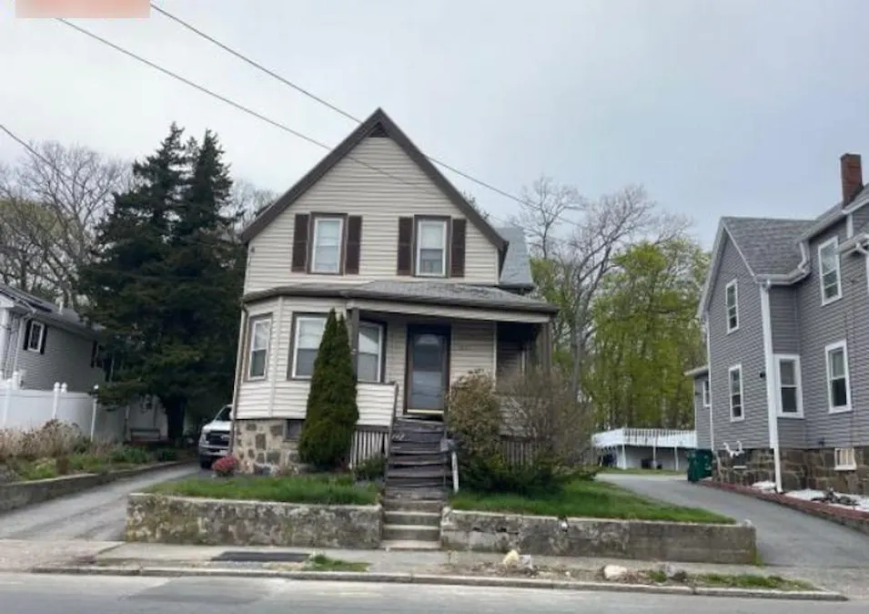 307 Parkland Ave Lynn, MA 01905, Essex County
