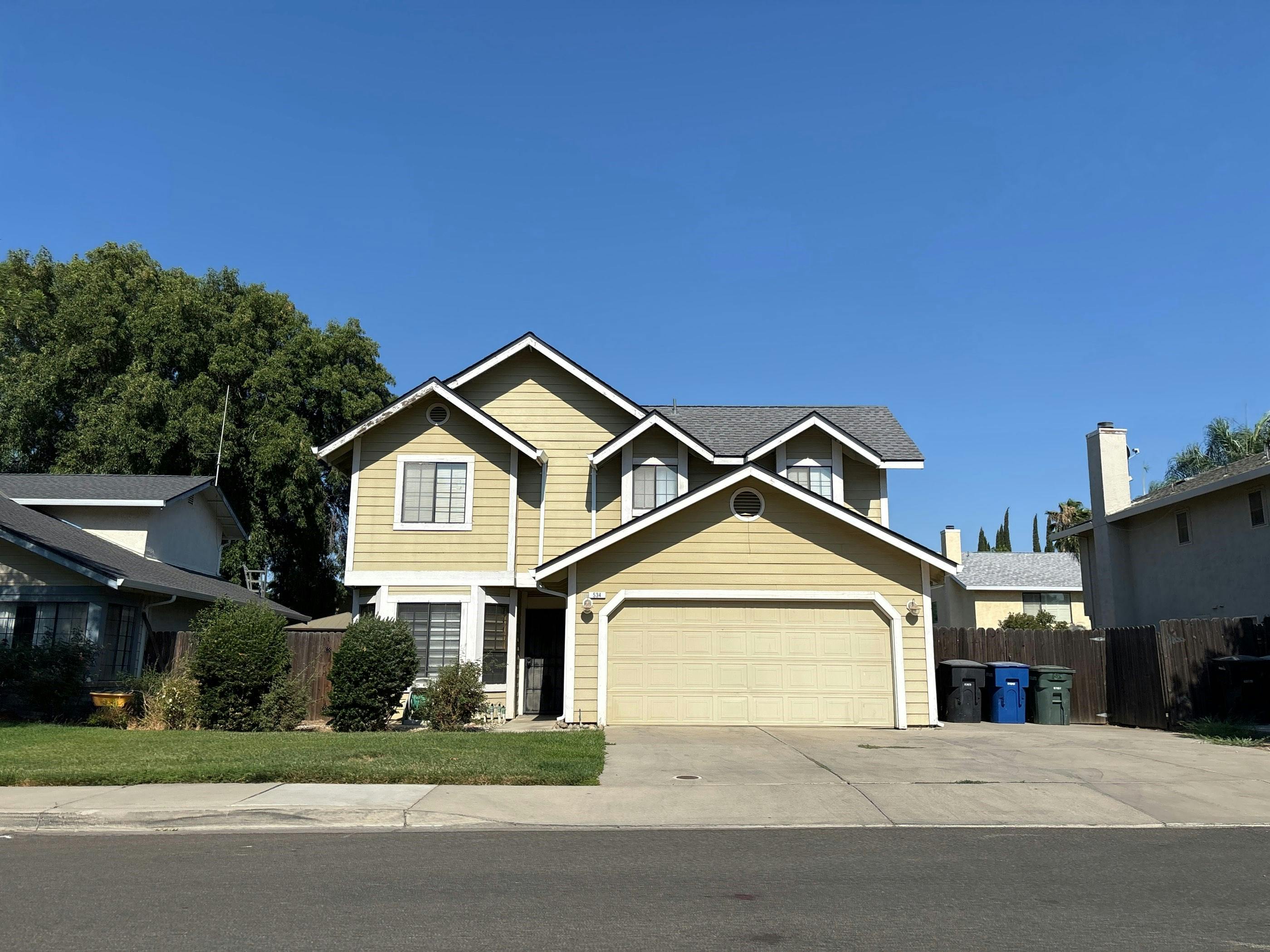 Tarland Ln, Patterson, CA 95363