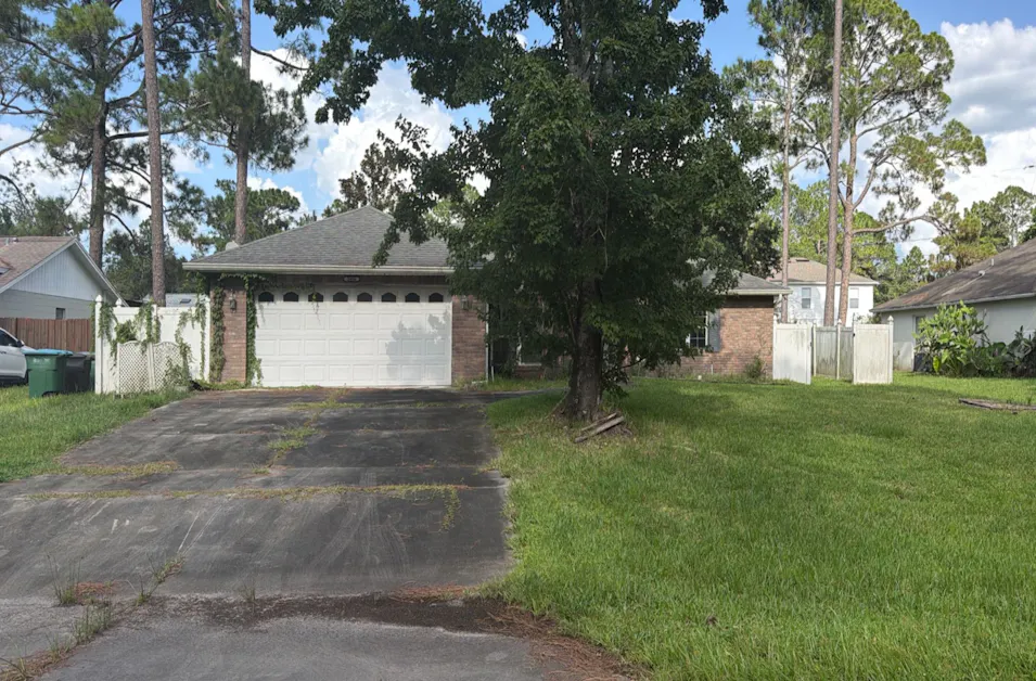 2456 Coachman Dr Deltona, FL 32738, Volusia County