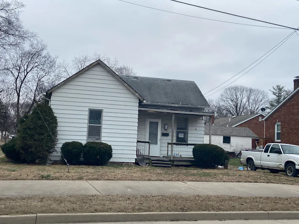 209 Staunton Road Troy, IL 62294, Madison County