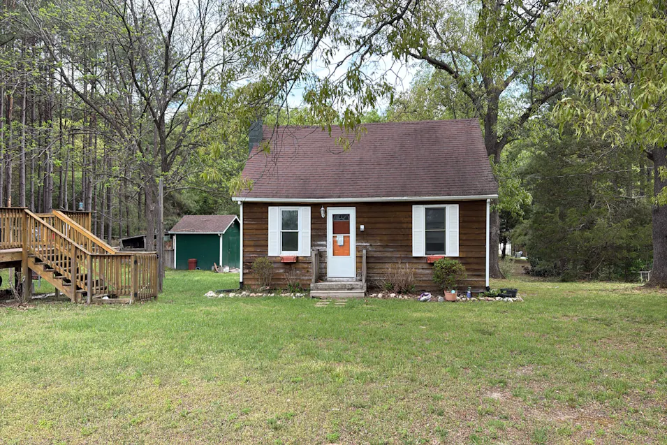 1522 Sports Lake Rd Columbia, VA 23038, Cumberland County