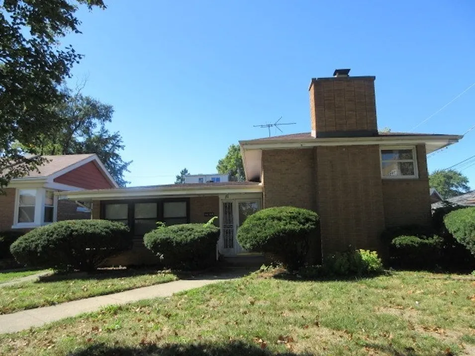 14310 Wentworth Ave Riverdale, IL 60827, Cook County