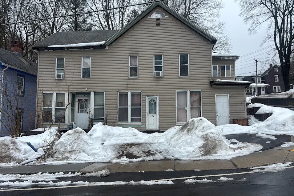 202 Pleasant Street North Great Barrington (Housatonic), MA 01236, Berkshire County