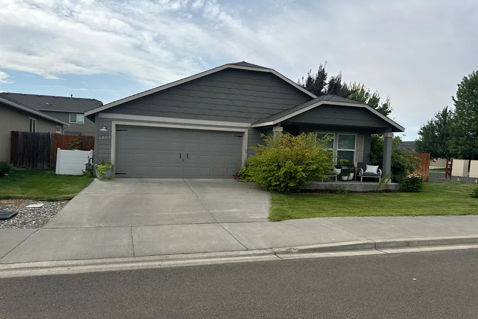 1263 SW Carver St College Place, WA 99324, Walla Walla County