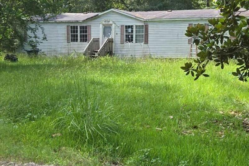 Corn St, Saint George, GA 31562