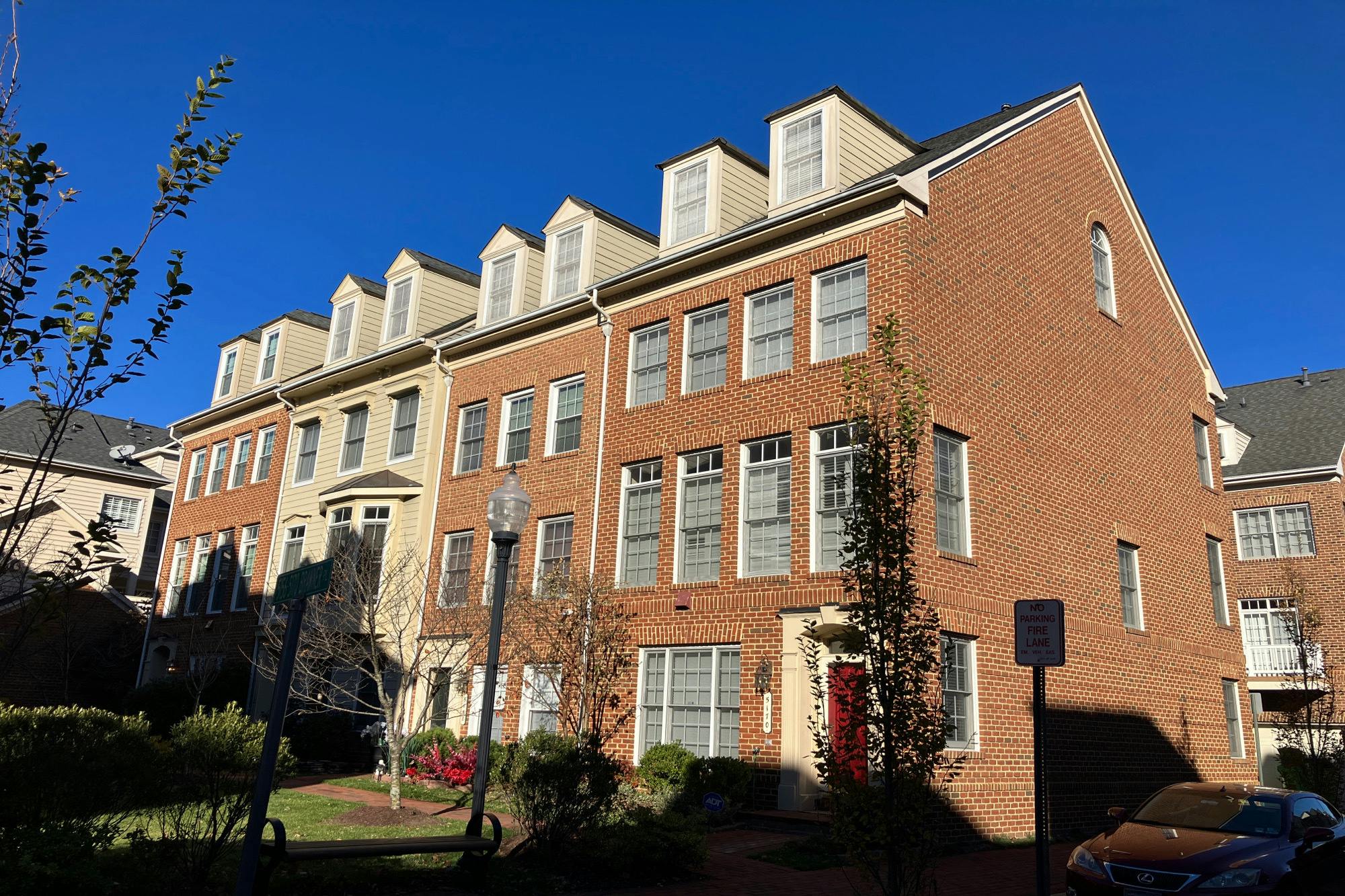 Brawner Pl, Alexandria, VA 22304 #1