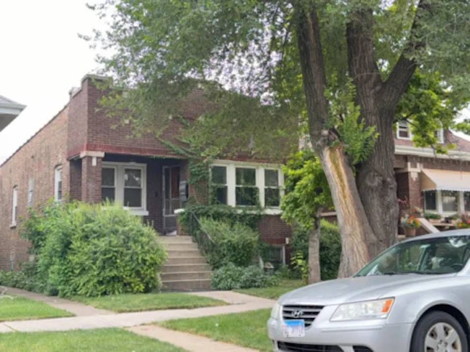 2331 Harvey Avenue Berwyn, IL 60402, Cook County