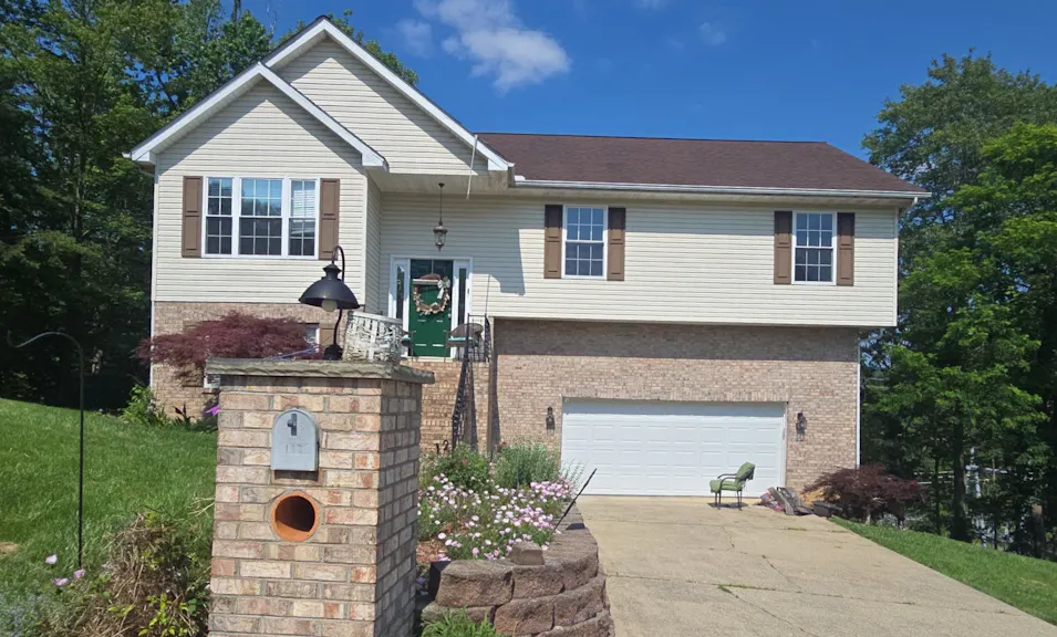 112 Walnut St Nitro, WV 25143, Putnam County