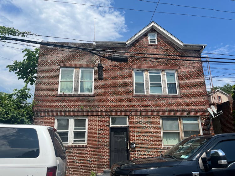 4612 Monticello Avenue Bronx, NY 10466, Bronx County