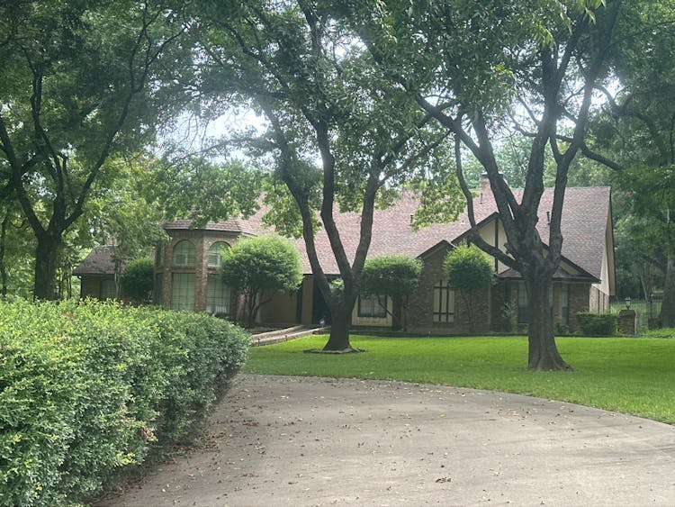 1174 Whispering Oaks Drive Desoto, TX 75115, Dallas County