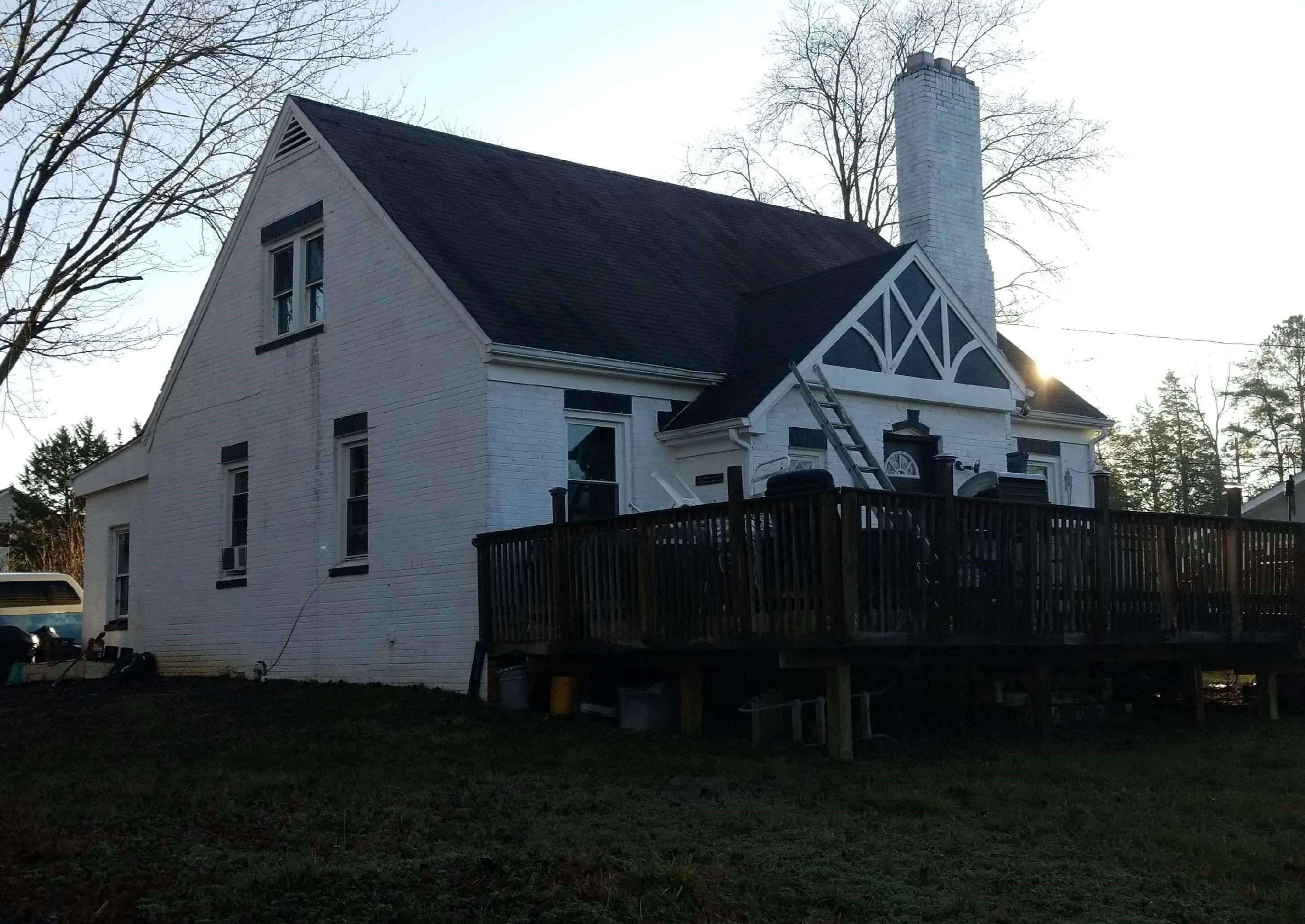 Lukes Ln, Hughesville, MD 20637