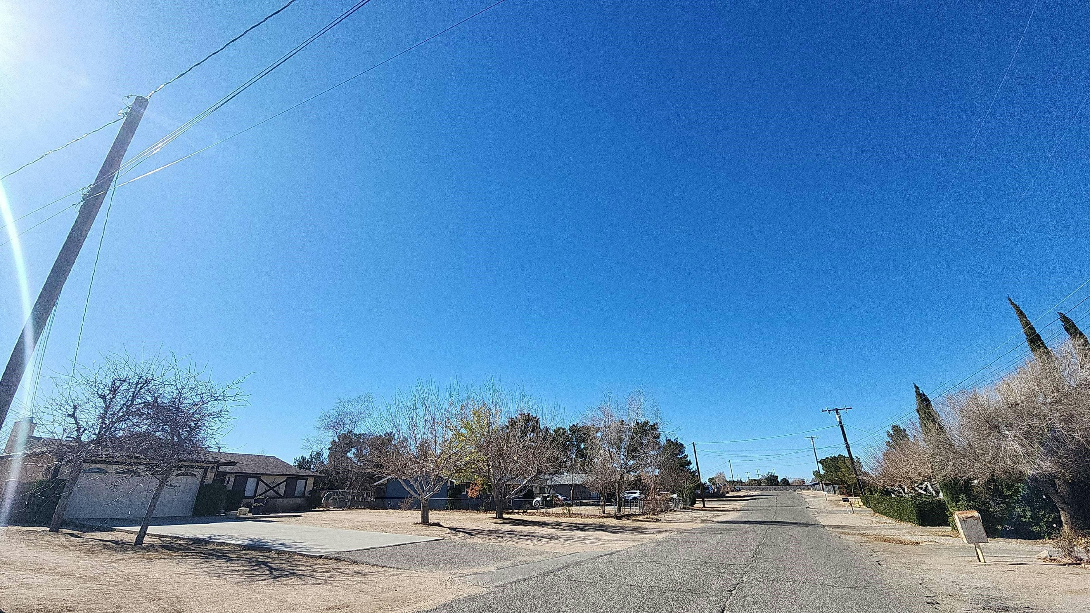 Mesquite St, Hesperia, CA 92345
