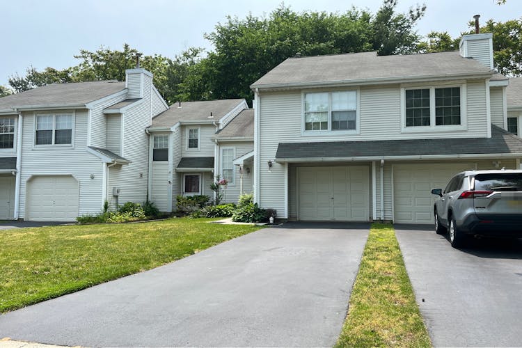 78 Malibu Drive Eatontown, NJ 07724, Monmouth County