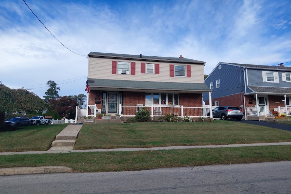 17 Elmwood Ave Norwood, PA 19074, Delaware County