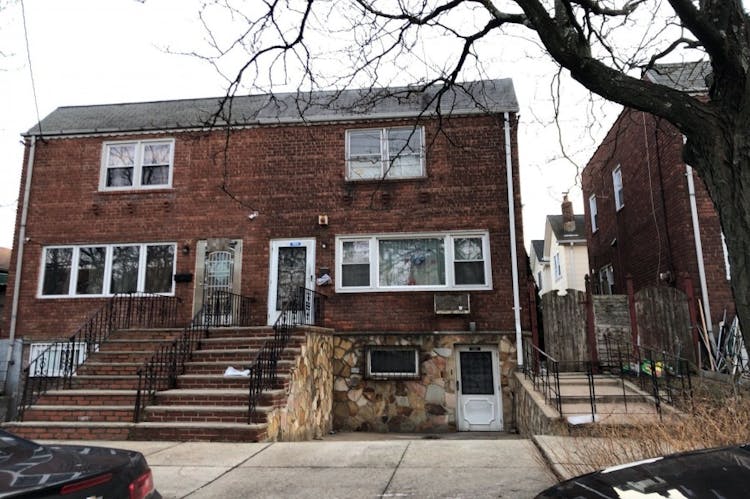 160-06 77th Avenue Flushing, NY 11366, Queens County